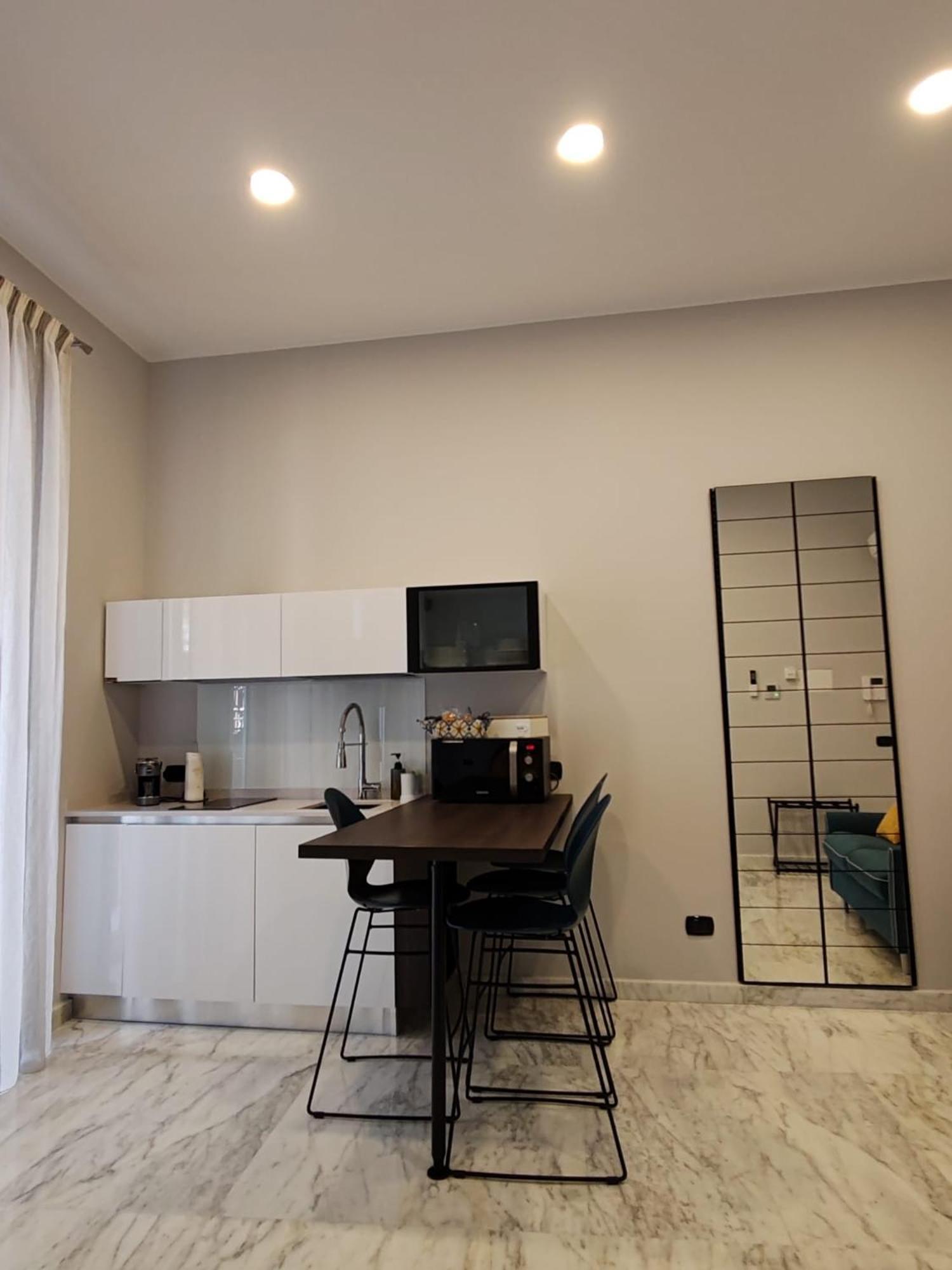 Lily Apartments Палермо Екстер'єр фото
