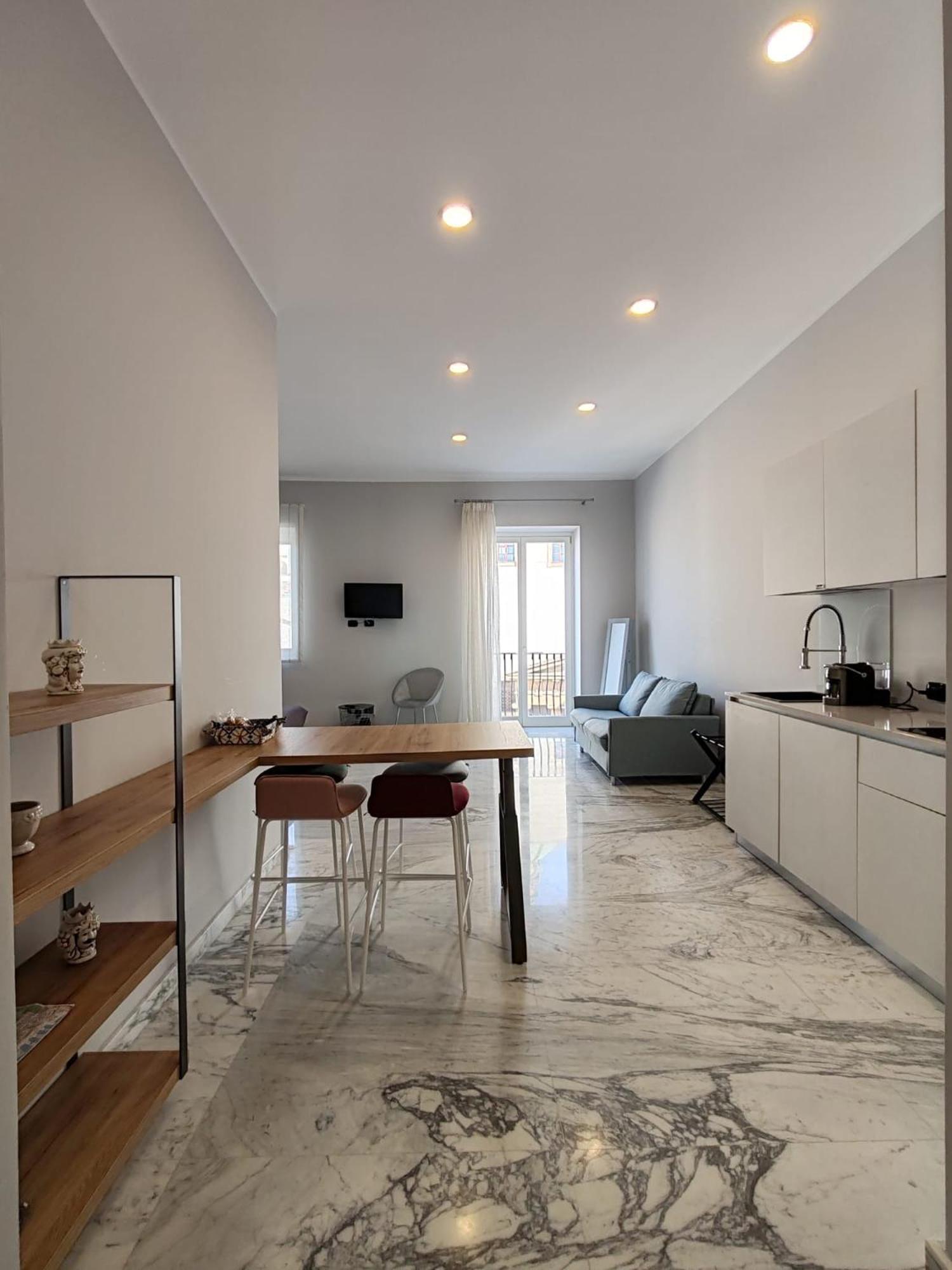 Lily Apartments Палермо Екстер'єр фото